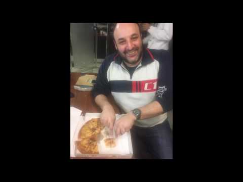 Πίτσα με μαχαιροπήρουνα!!! (full version)